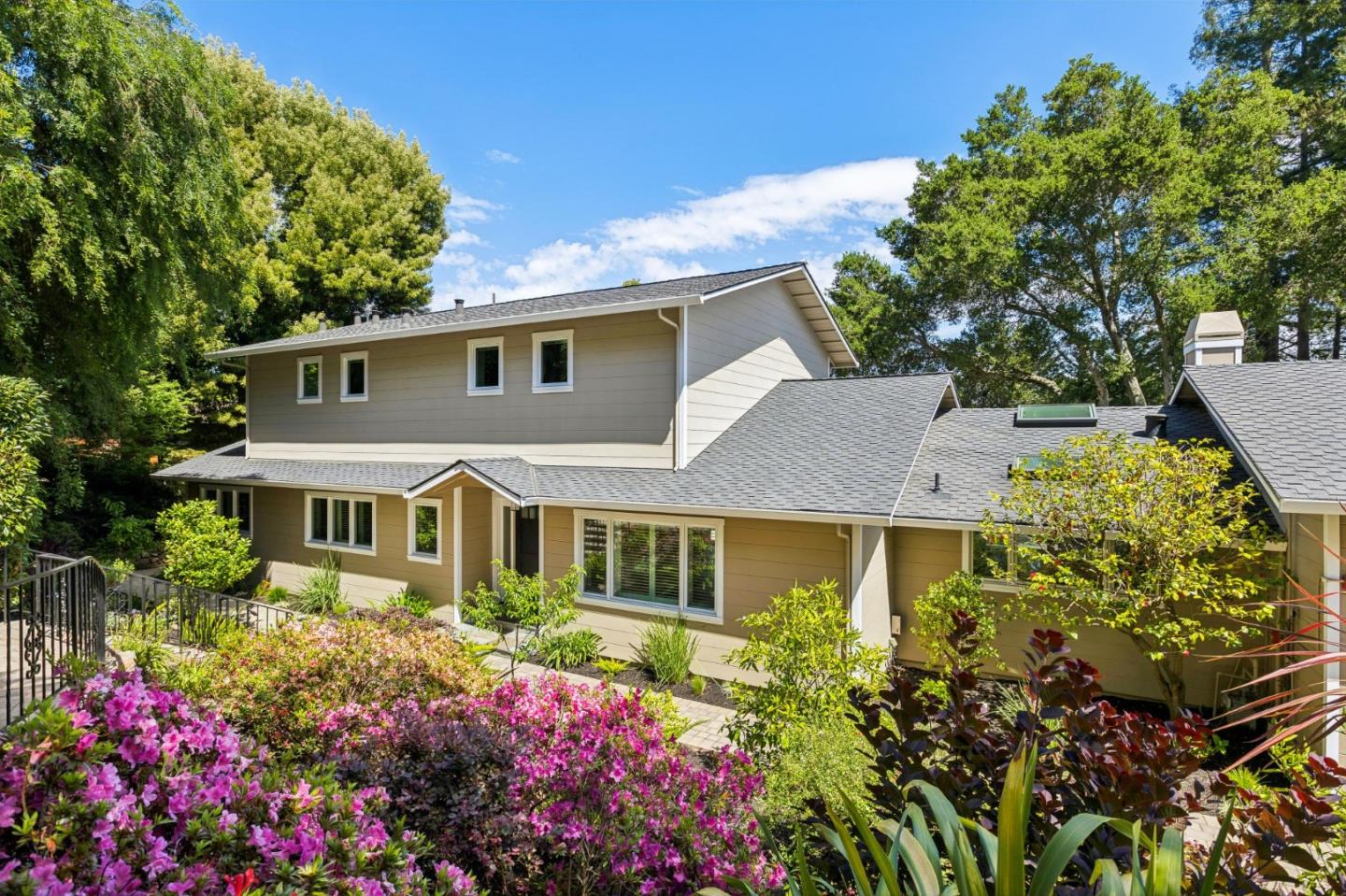 520 Darrell Road