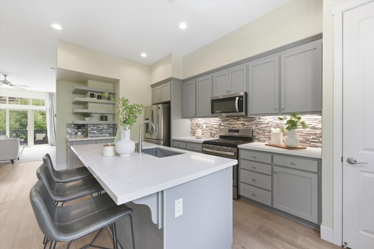 302 Cherokee Loop