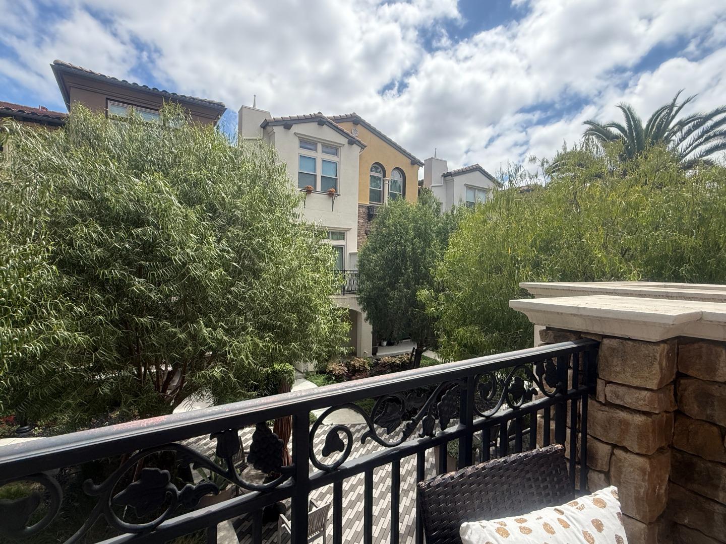 302 Cherokee Loop