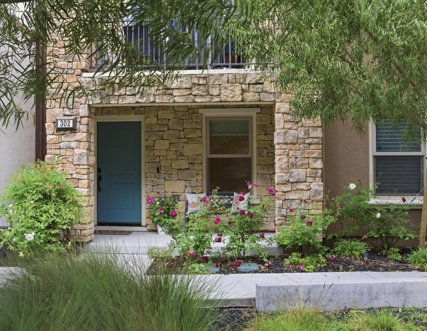 302 Cherokee Loop