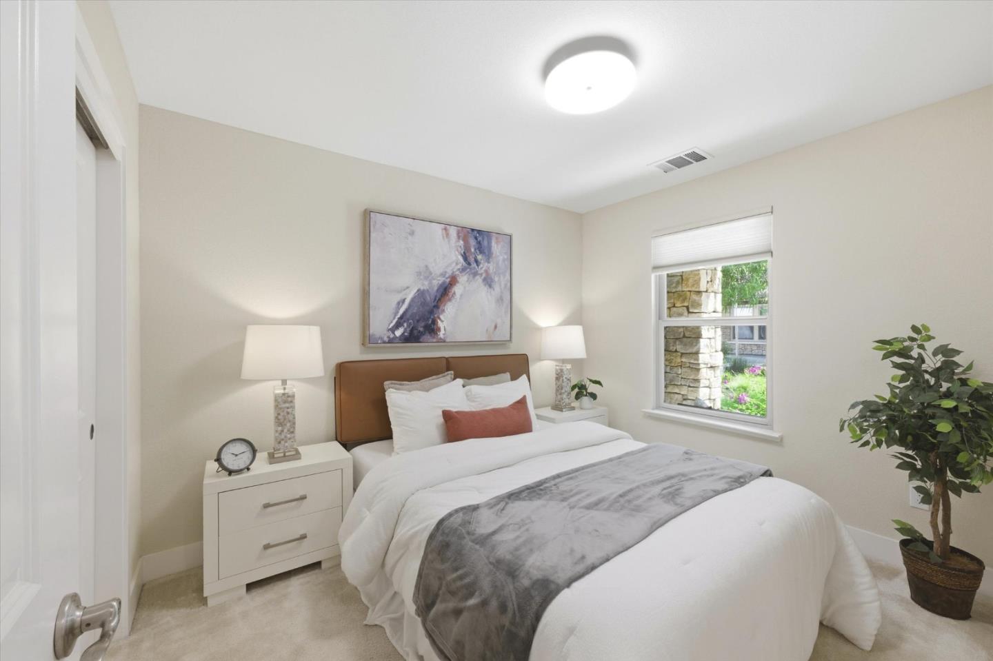 302 Cherokee Loop
