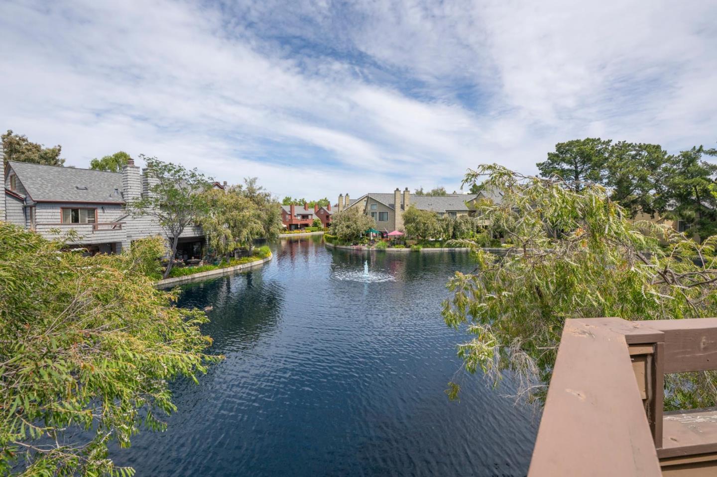 1135 Shoreline Drive