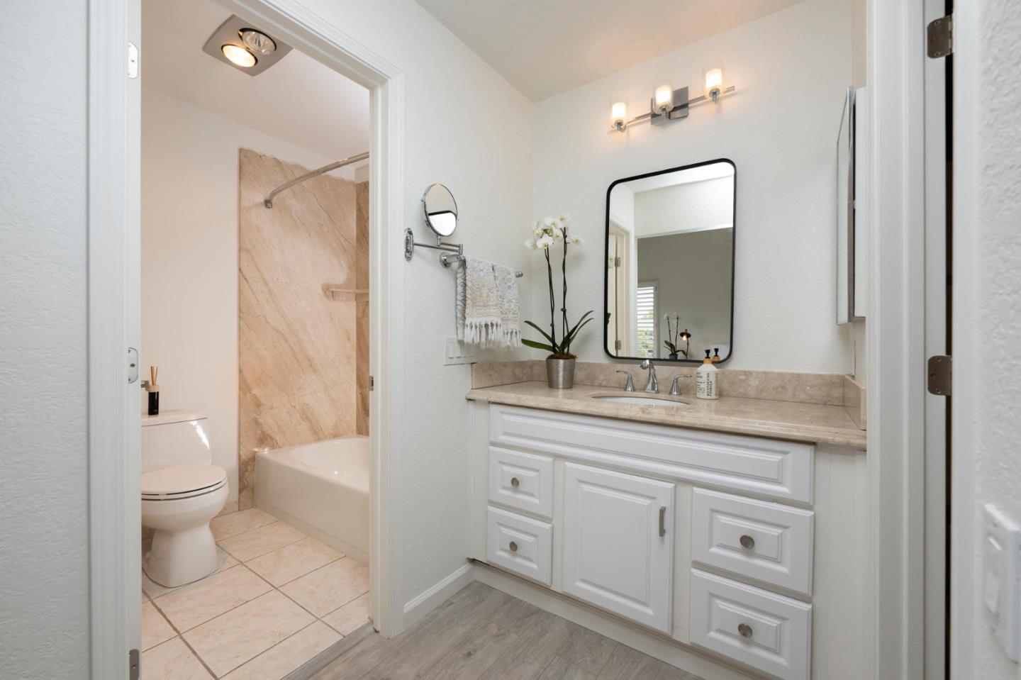 1135 Shoreline Drive
