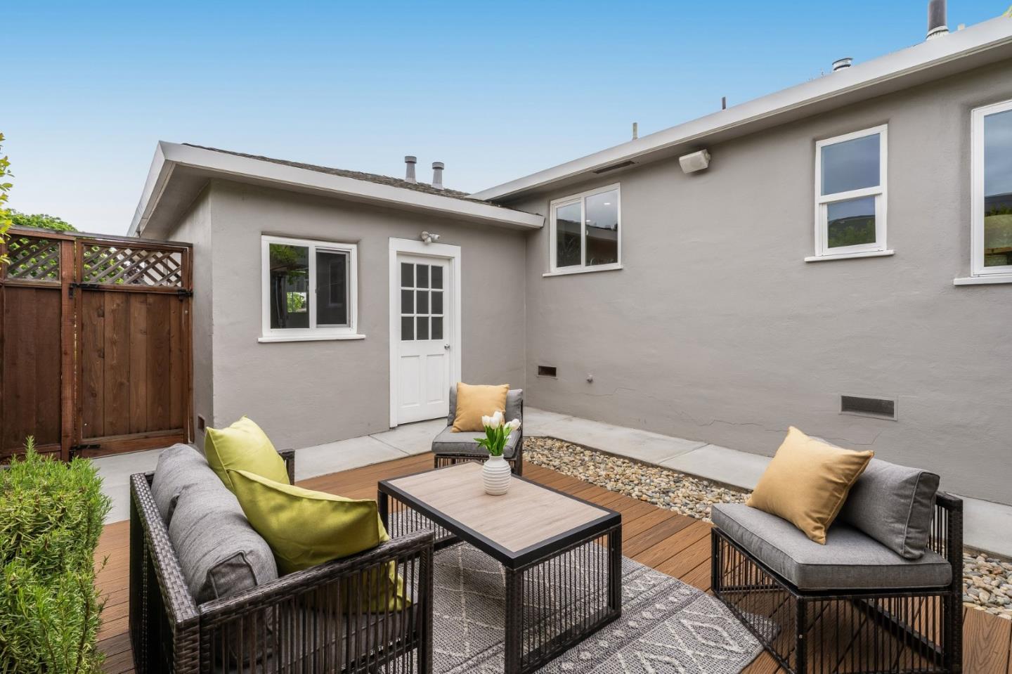 409 Poinsettia Avenue