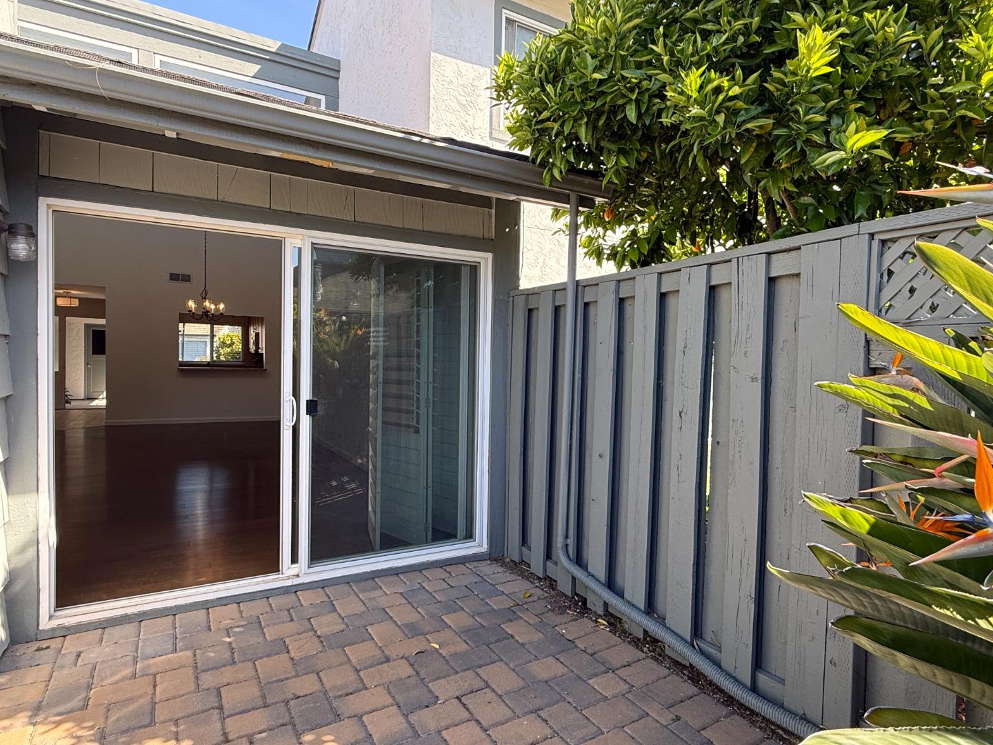 972 Diaz Lane