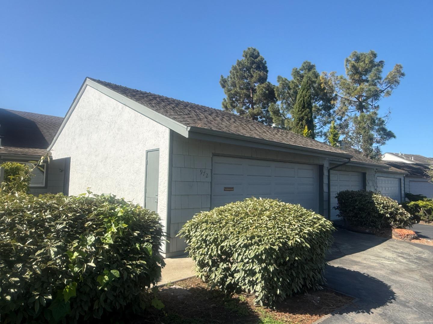 972 Diaz Lane