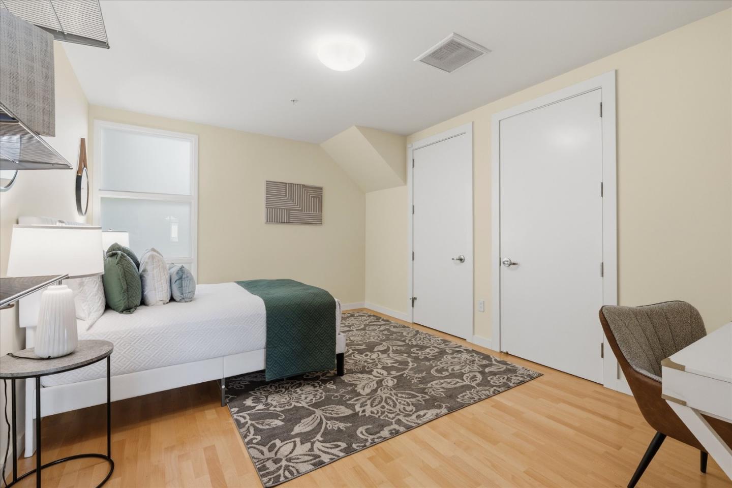 1000 Park Place H