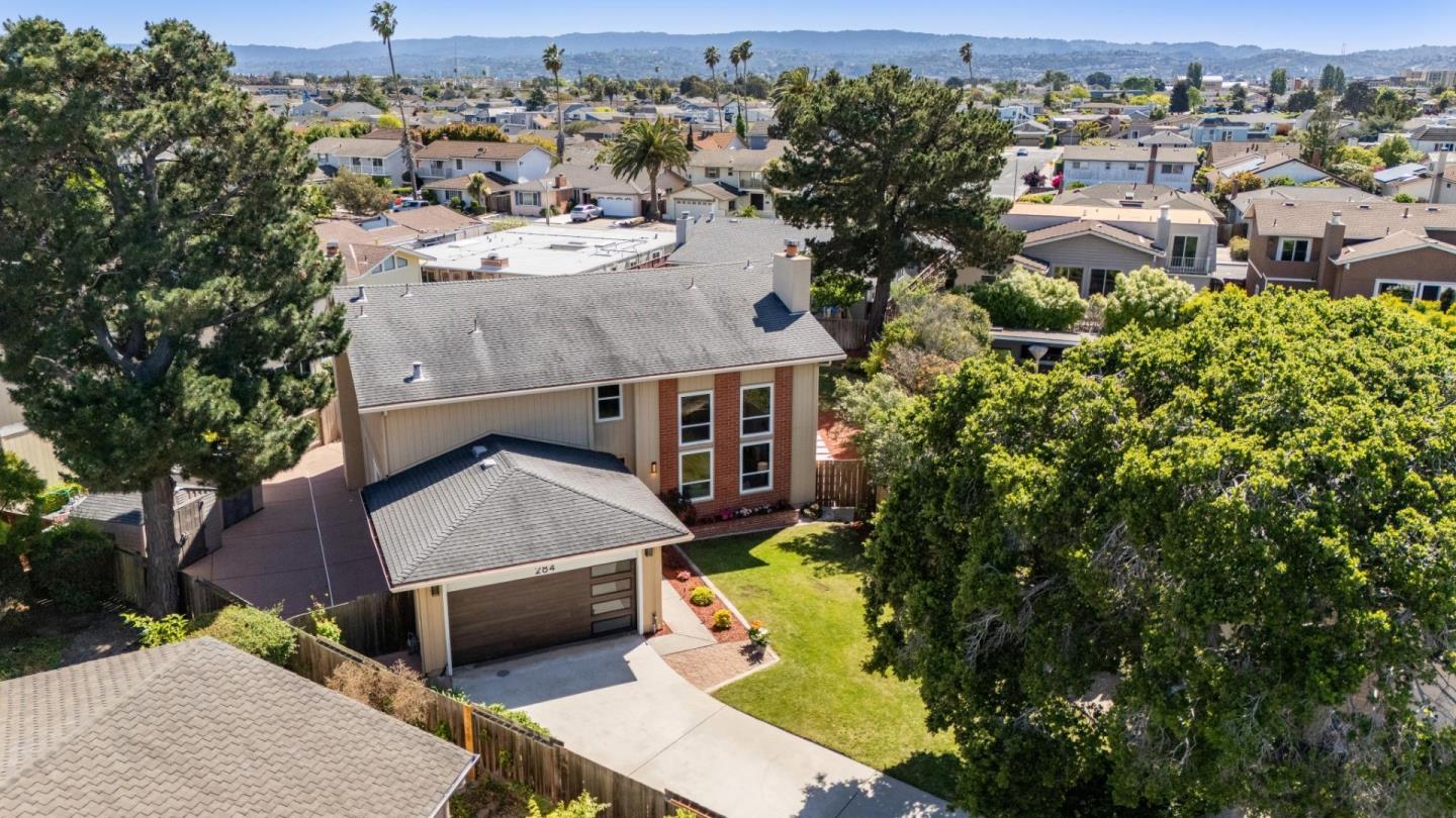 284 Avocet Court