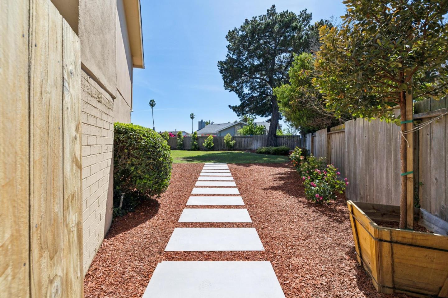 284 Avocet Court