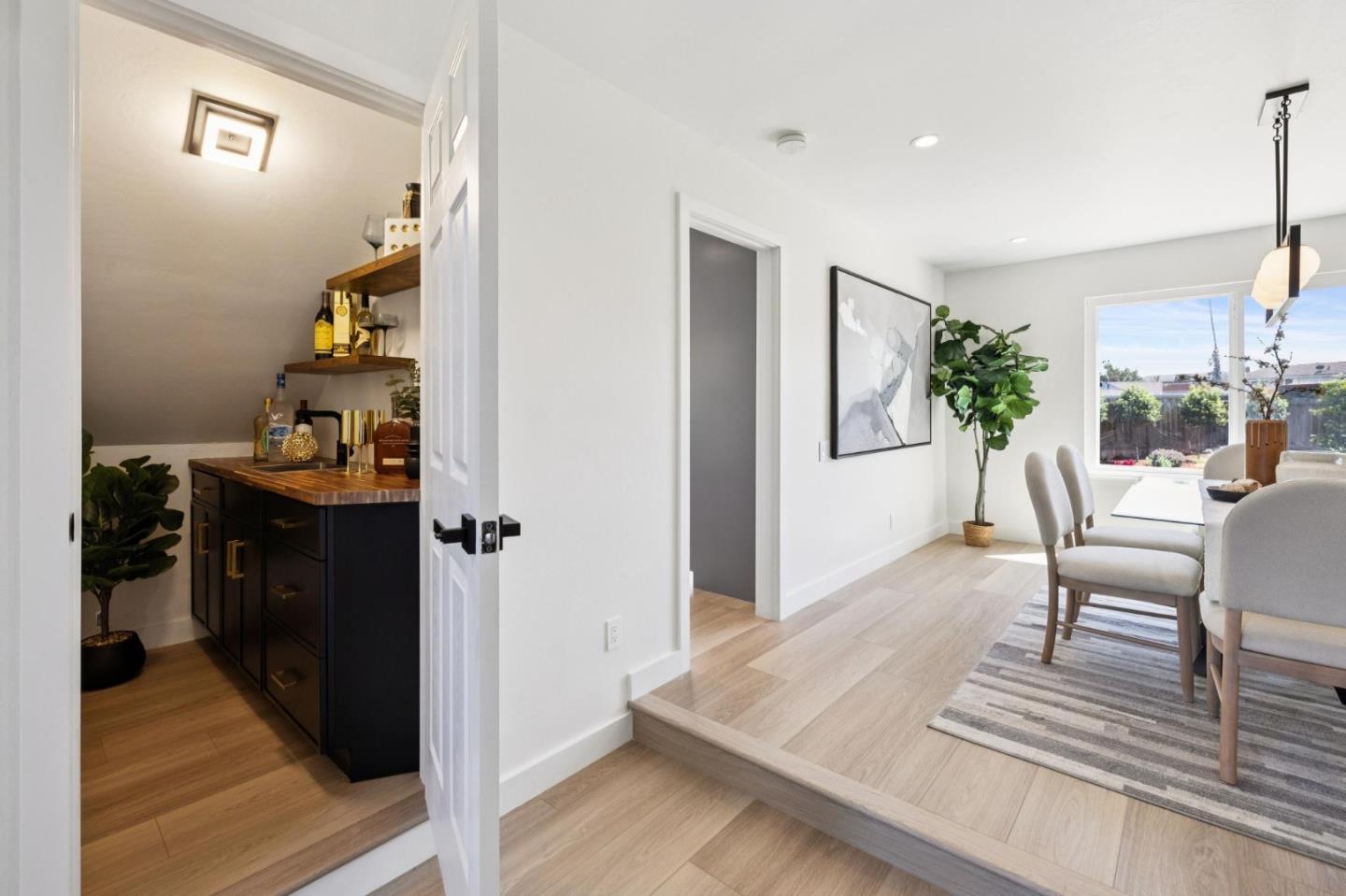 284 Avocet Court