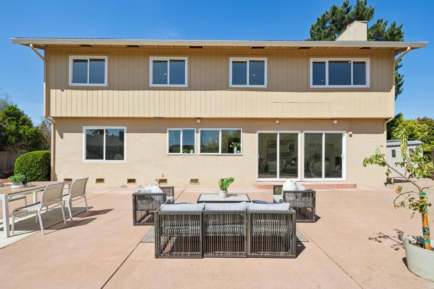 284 Avocet Court