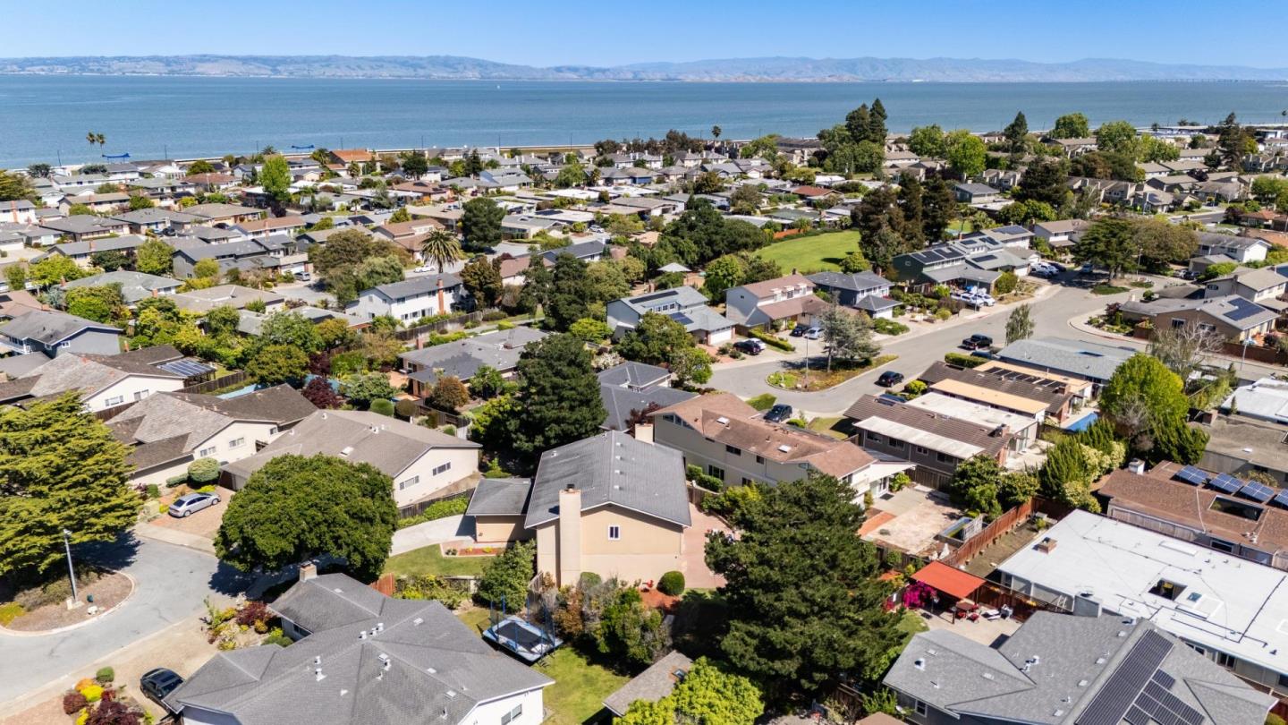 284 Avocet Court