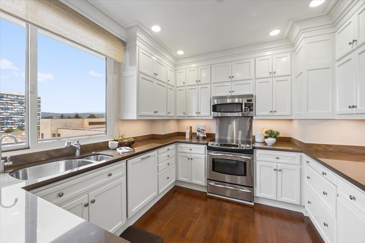 20 West 3rd Avenue 601