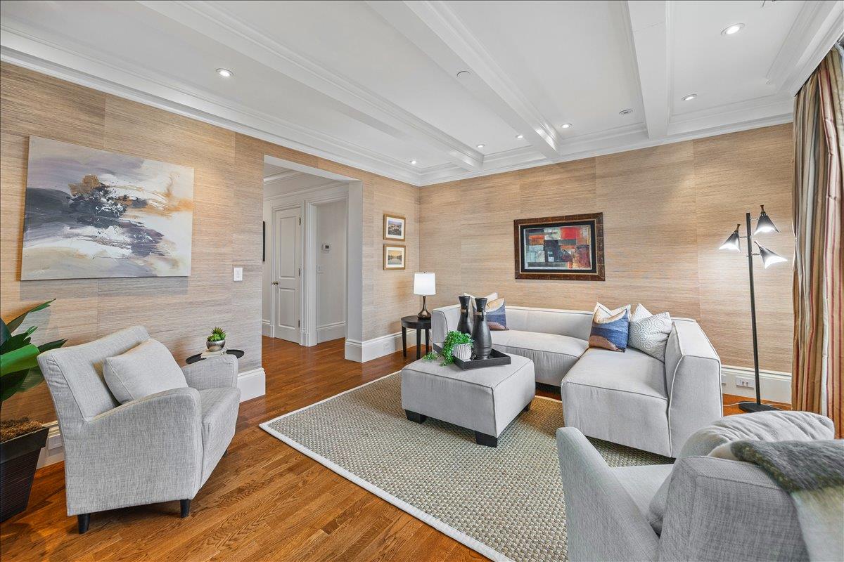 20 West 3rd Avenue 601