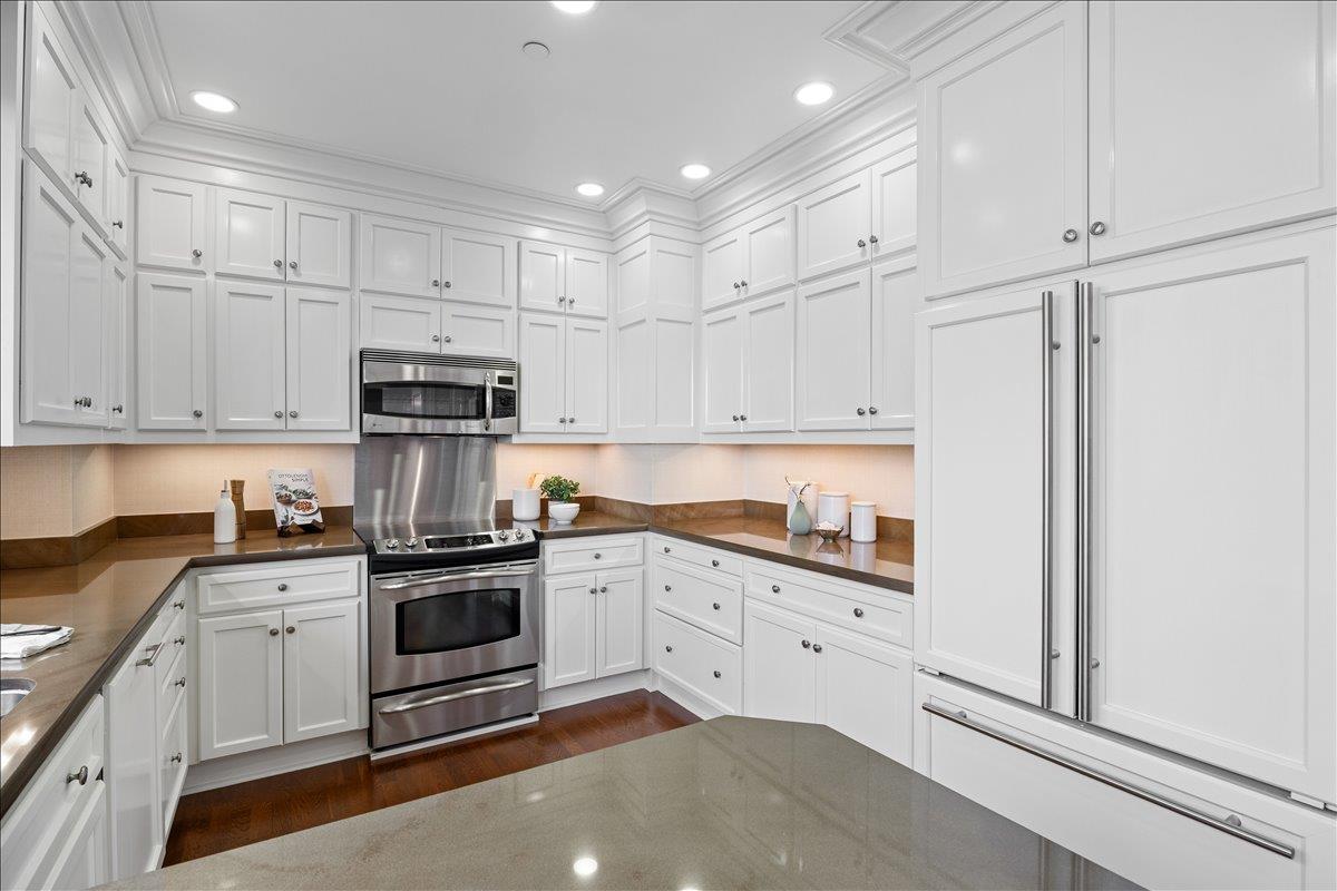 20 West 3rd Avenue 601