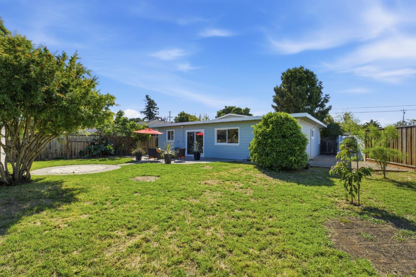 1140 Almanor Avenue