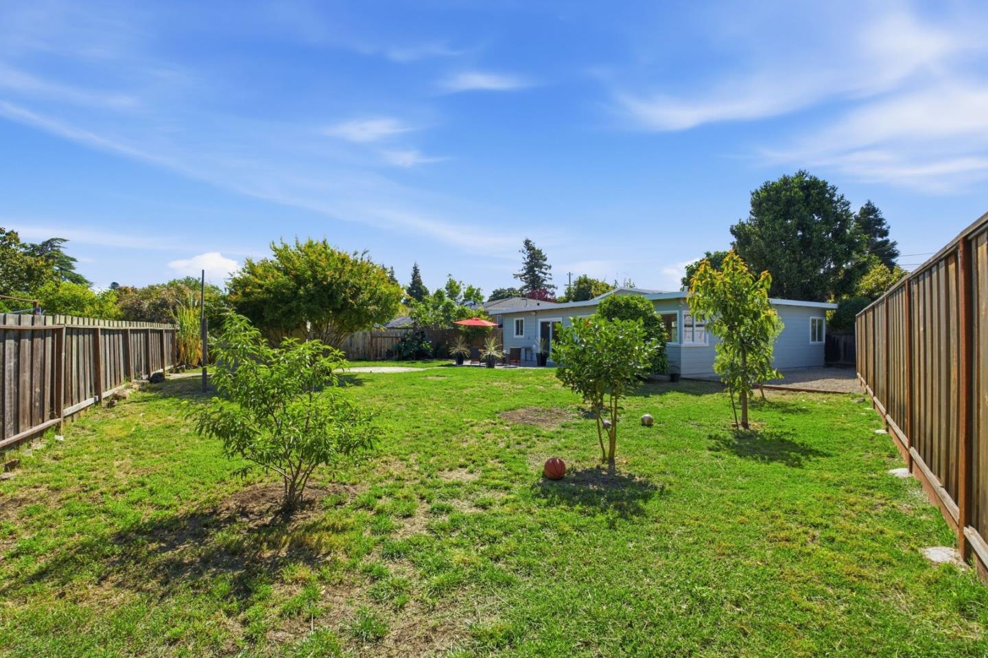 1140 Almanor Avenue