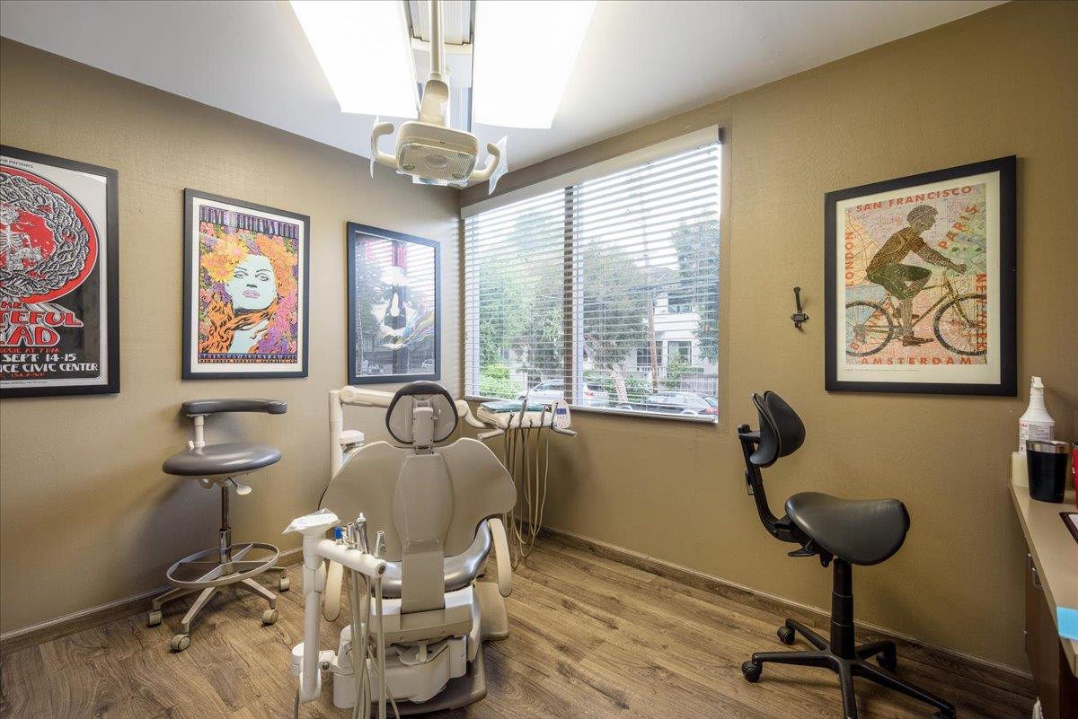 255 North San Mateo Drive Suite 2