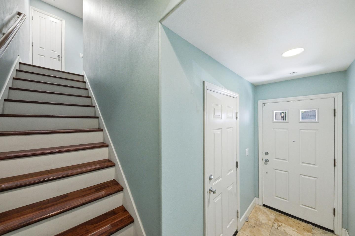 200 Live Oak Way 203