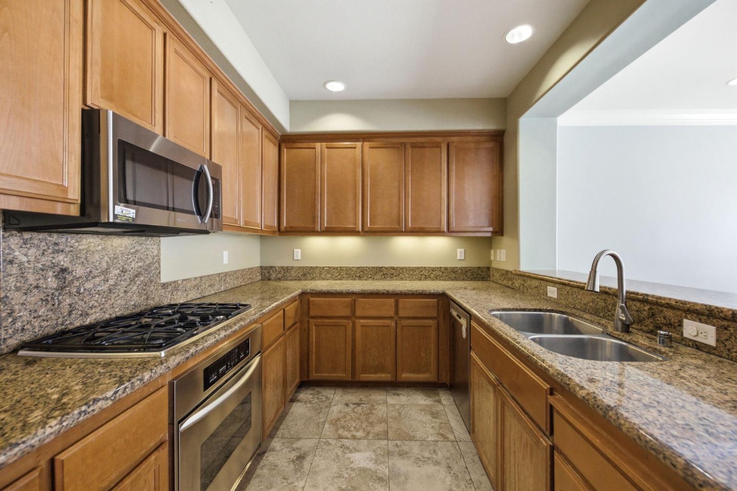 200 Live Oak Way 203
