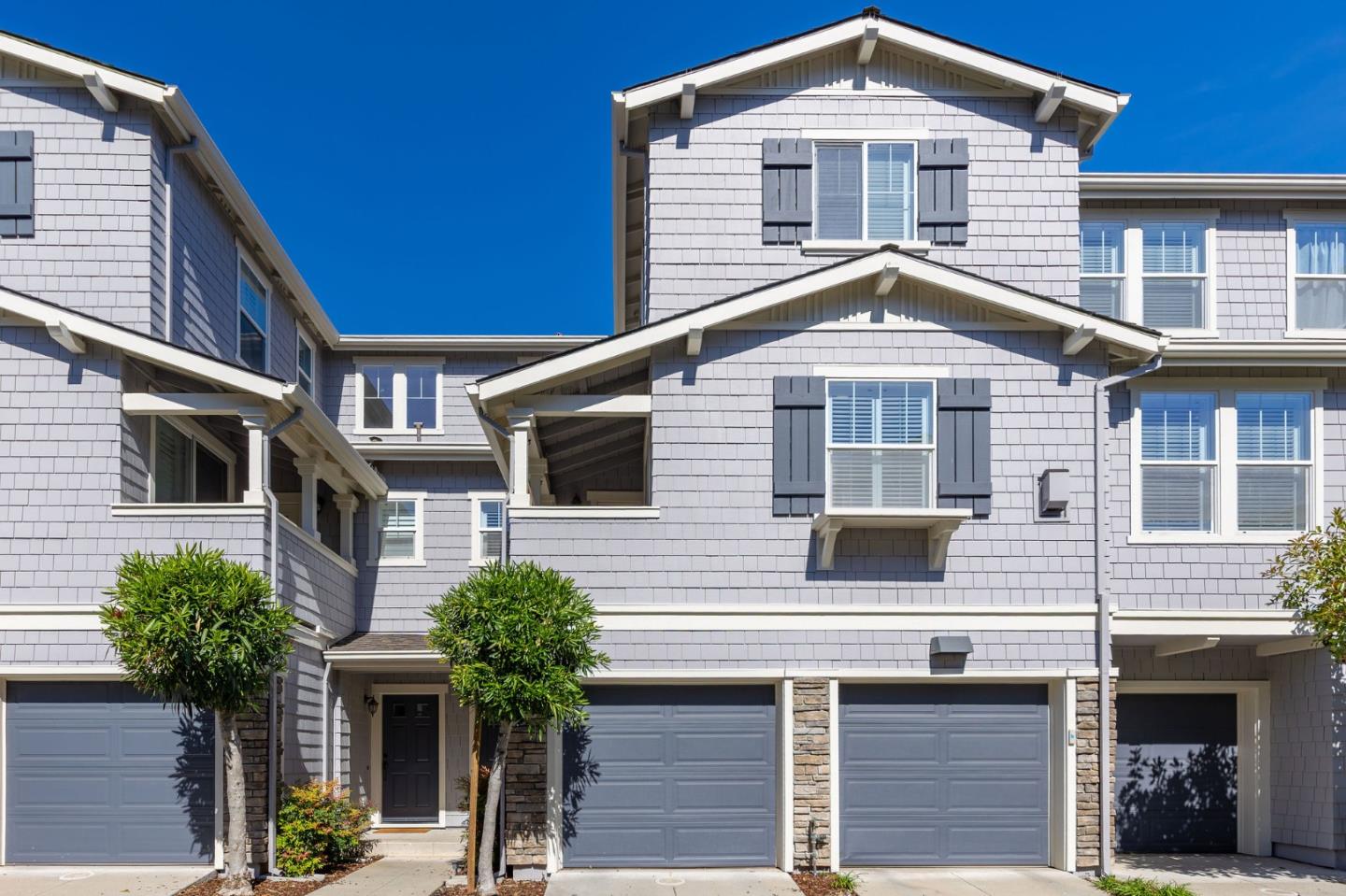 200 Live Oak Way 203