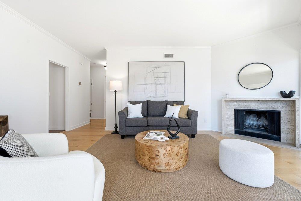 30 Mounds Road 402