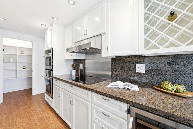 30 Mounds Road 402