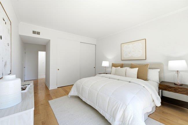 30 Mounds Road 402