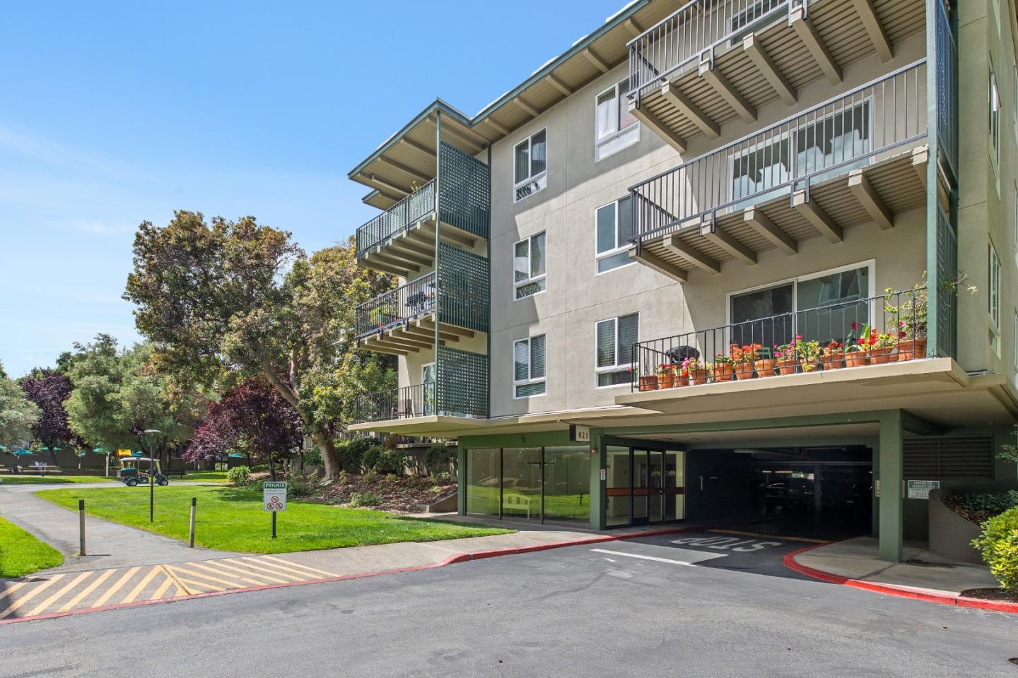 821 North Humboldt 302