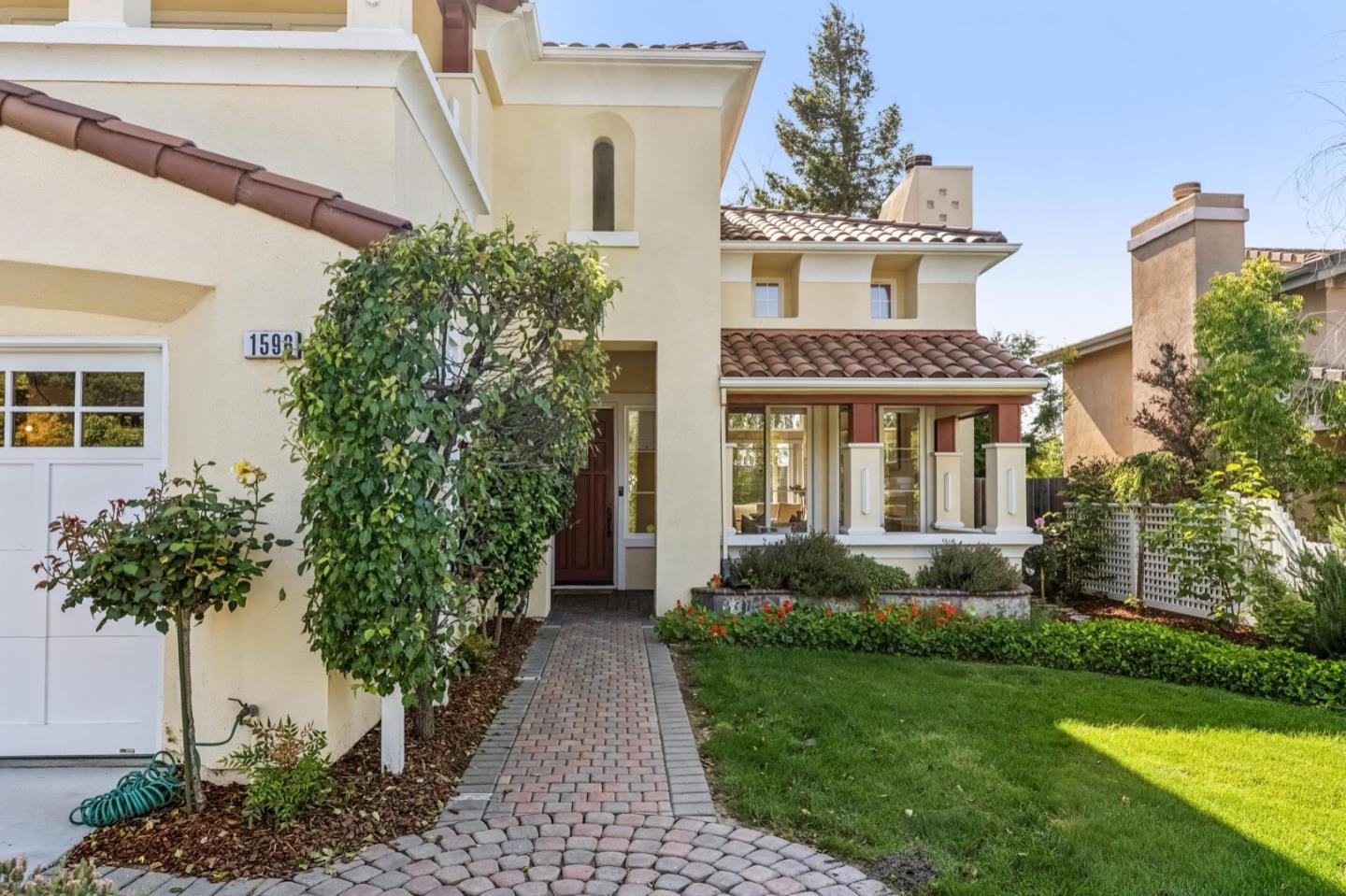 1596 Summerfield Drive