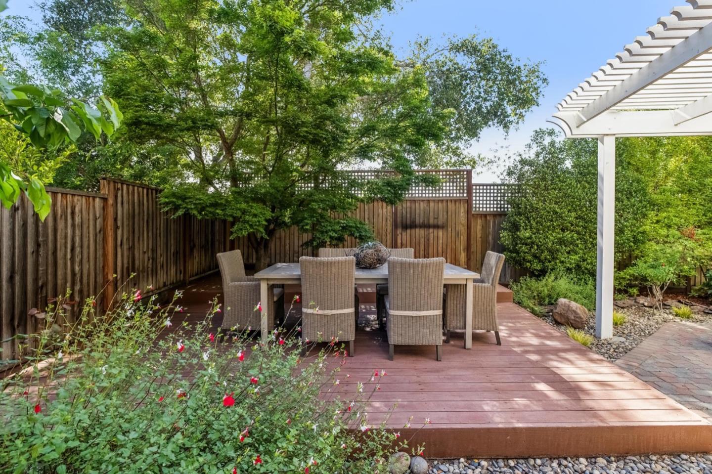 1596 Summerfield Drive