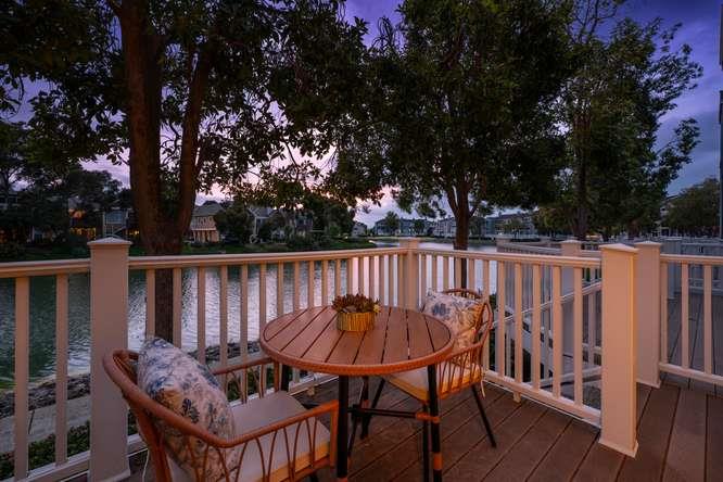 849 Columbia Circle