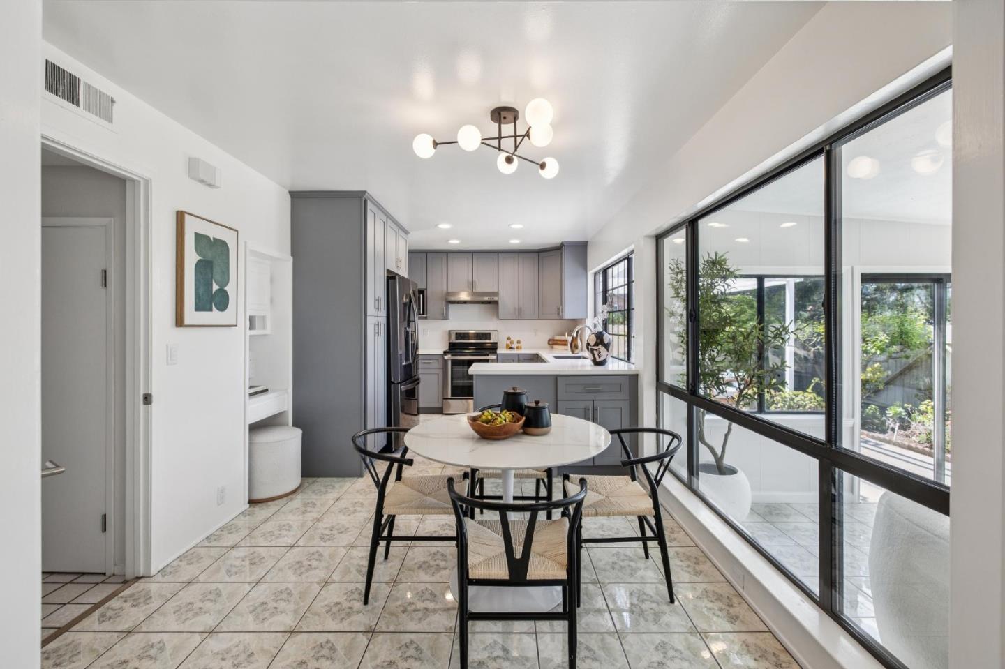 2247 Kenry Way