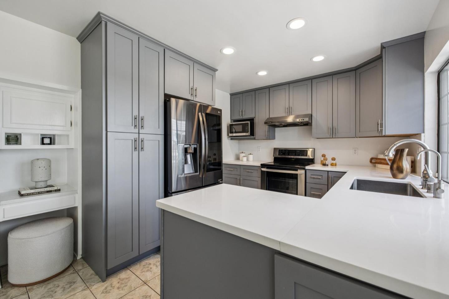 2247 Kenry Way