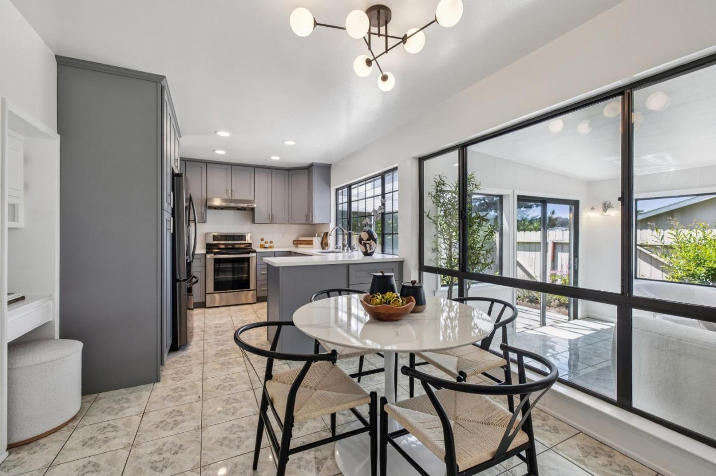 2247 Kenry Way