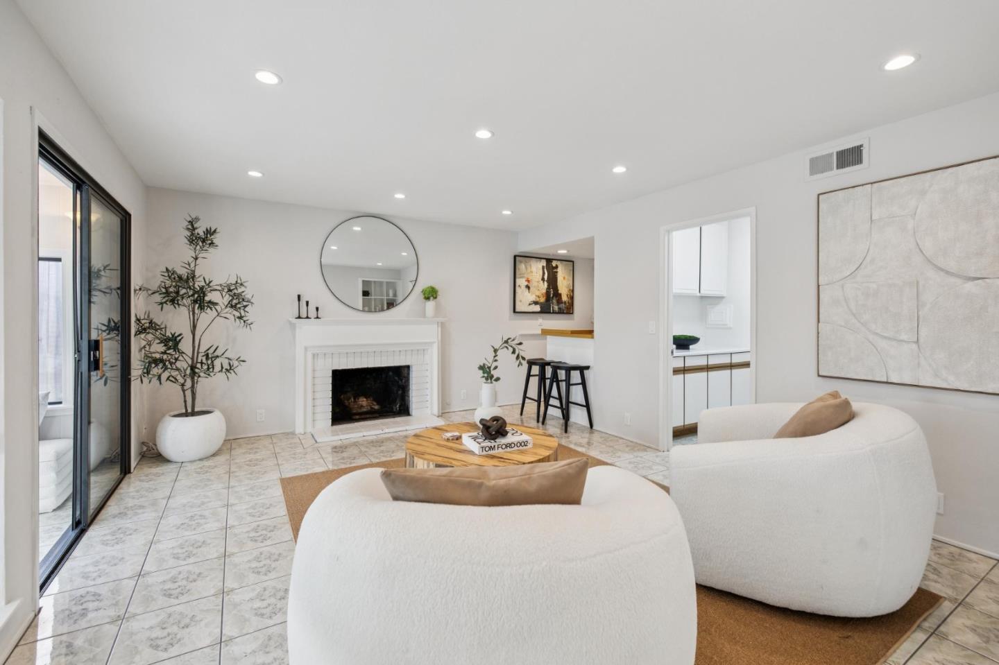 2247 Kenry Way
