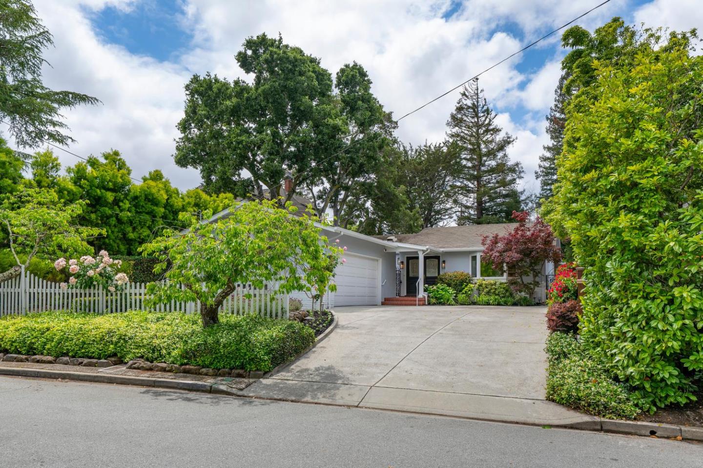 165 Pepper Avenue