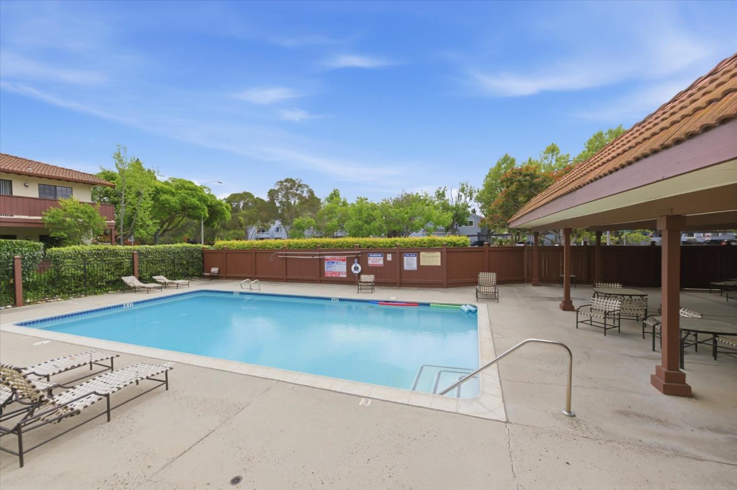 466 Costa Mesa Terrace G