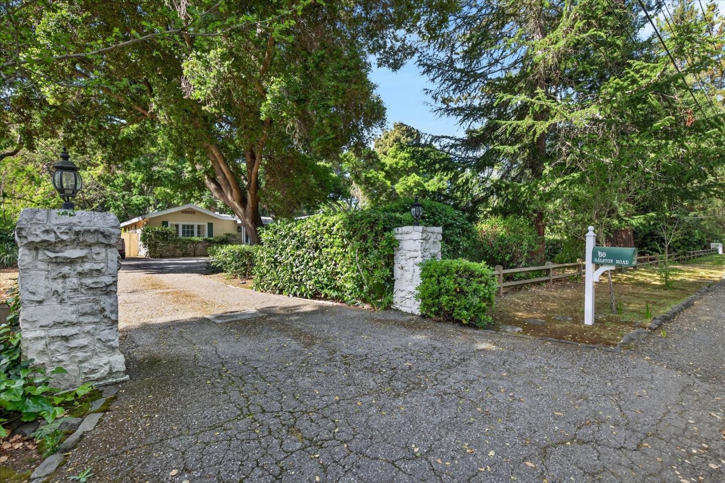 60 Ralston Road