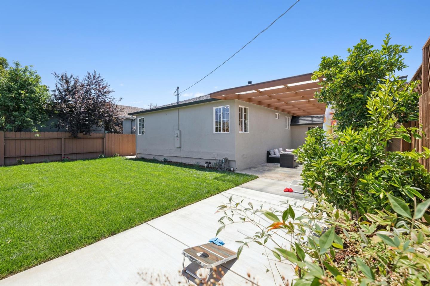3533 Pasadena Drive
