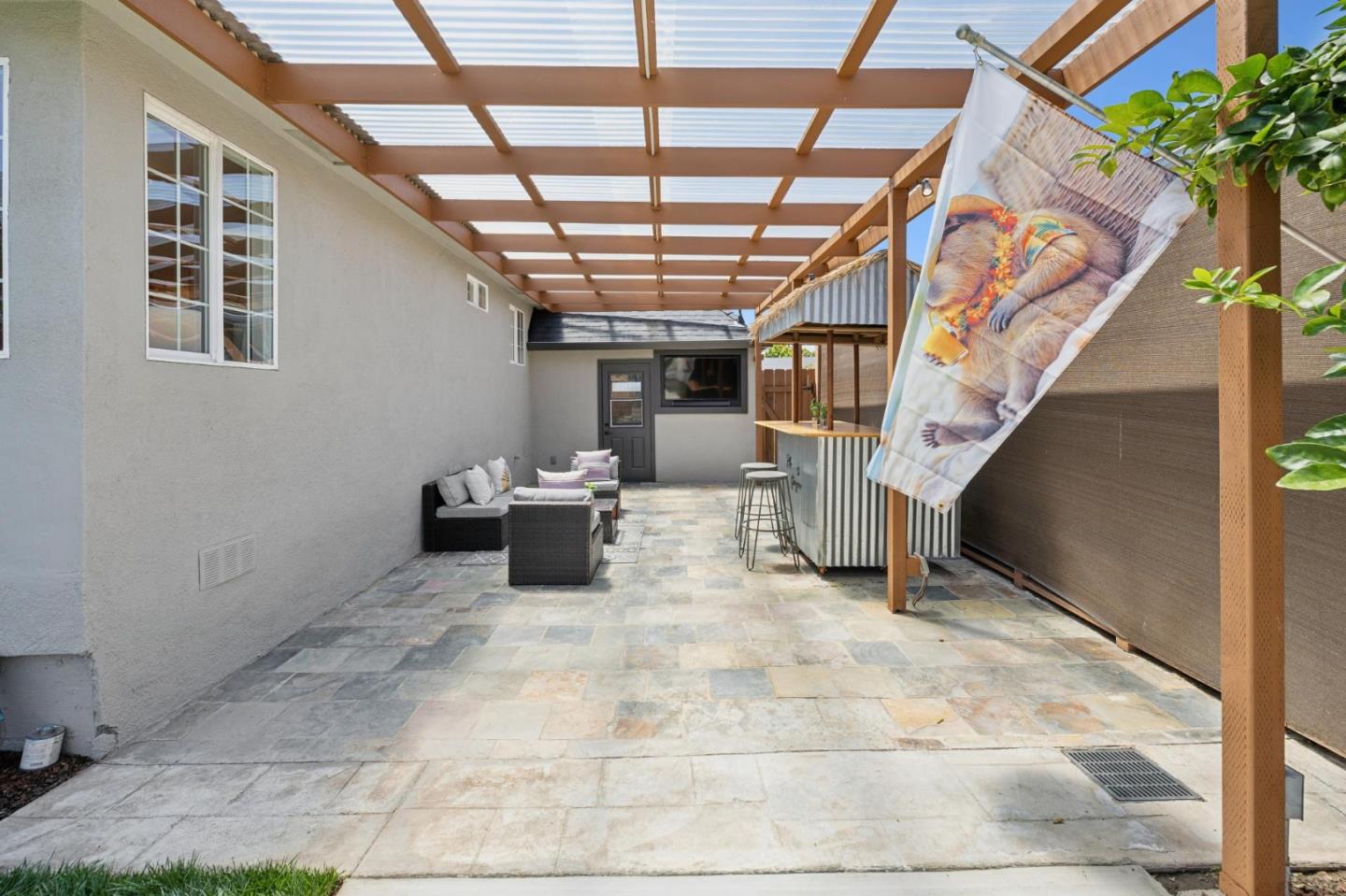 3533 Pasadena Drive