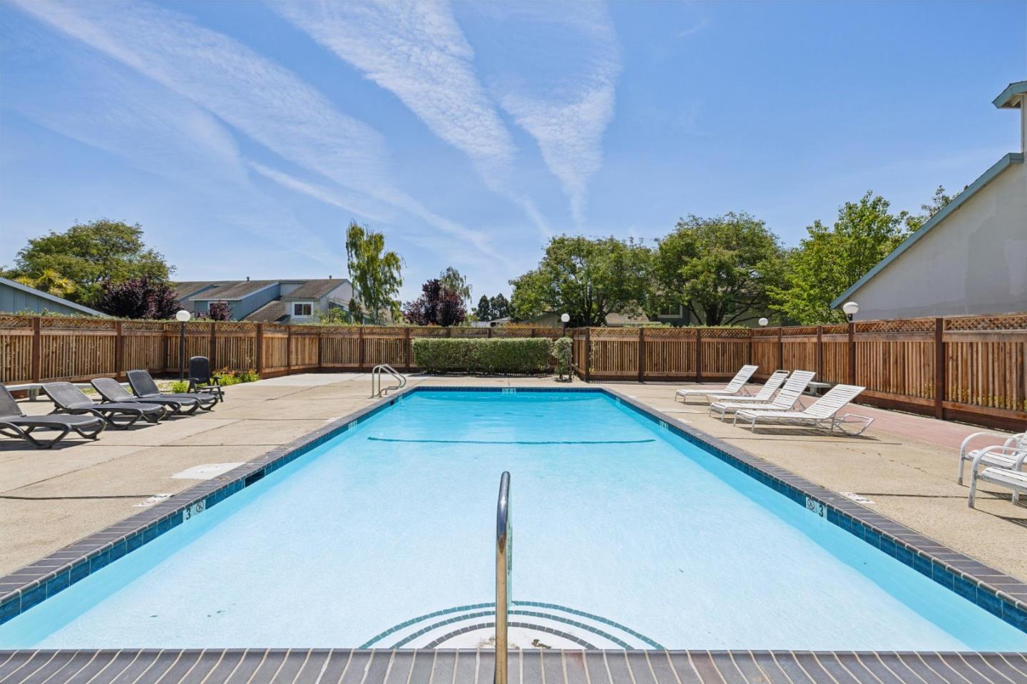 1035 Dove Lane