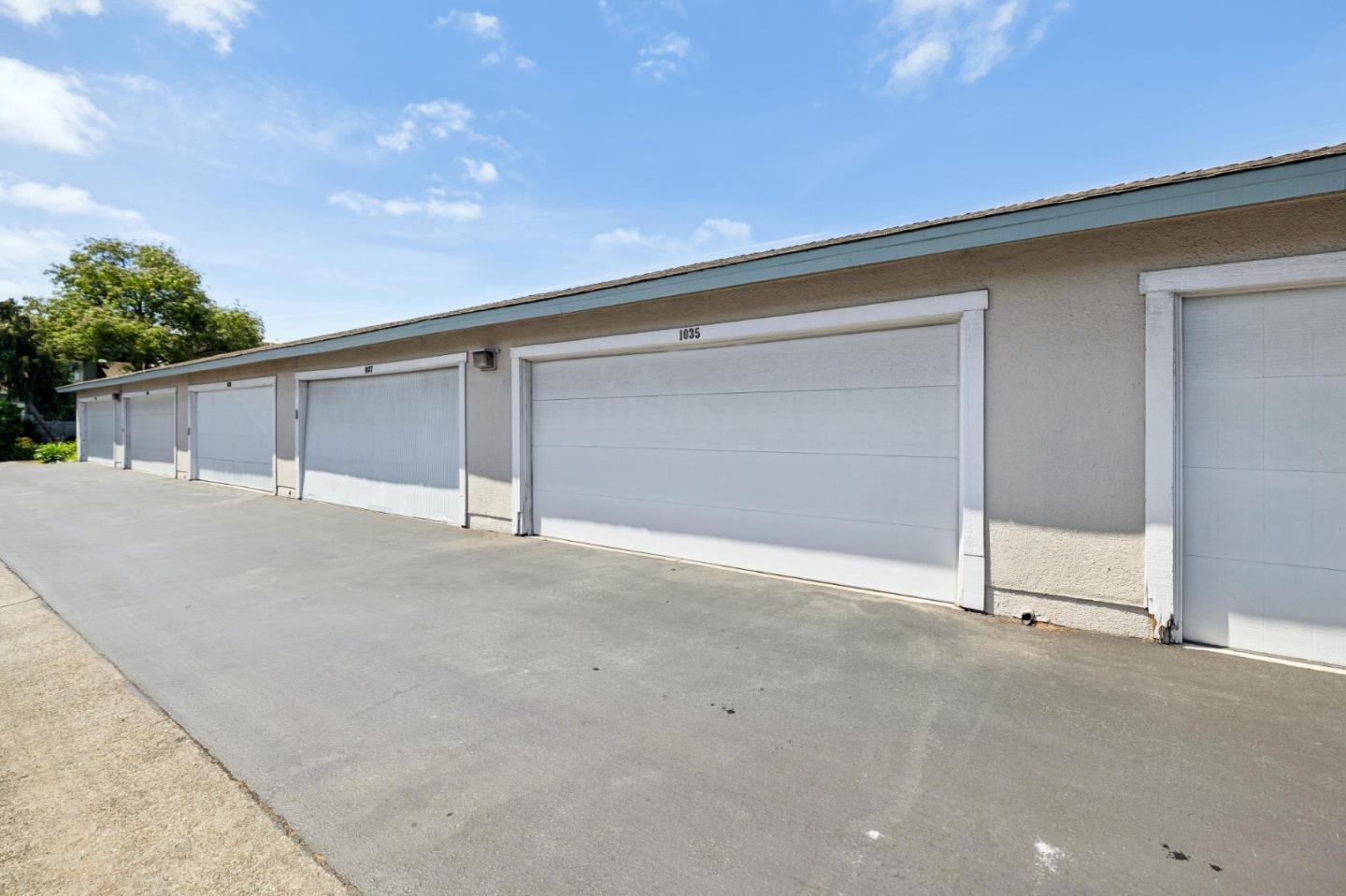 1035 Dove Lane