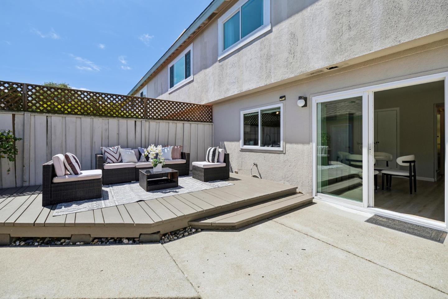 1035 Dove Lane