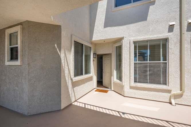 300 Baltic Circle 318