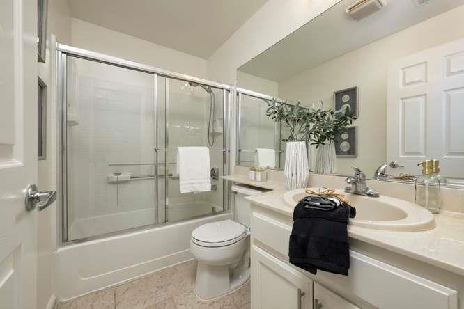 300 Baltic Circle 318