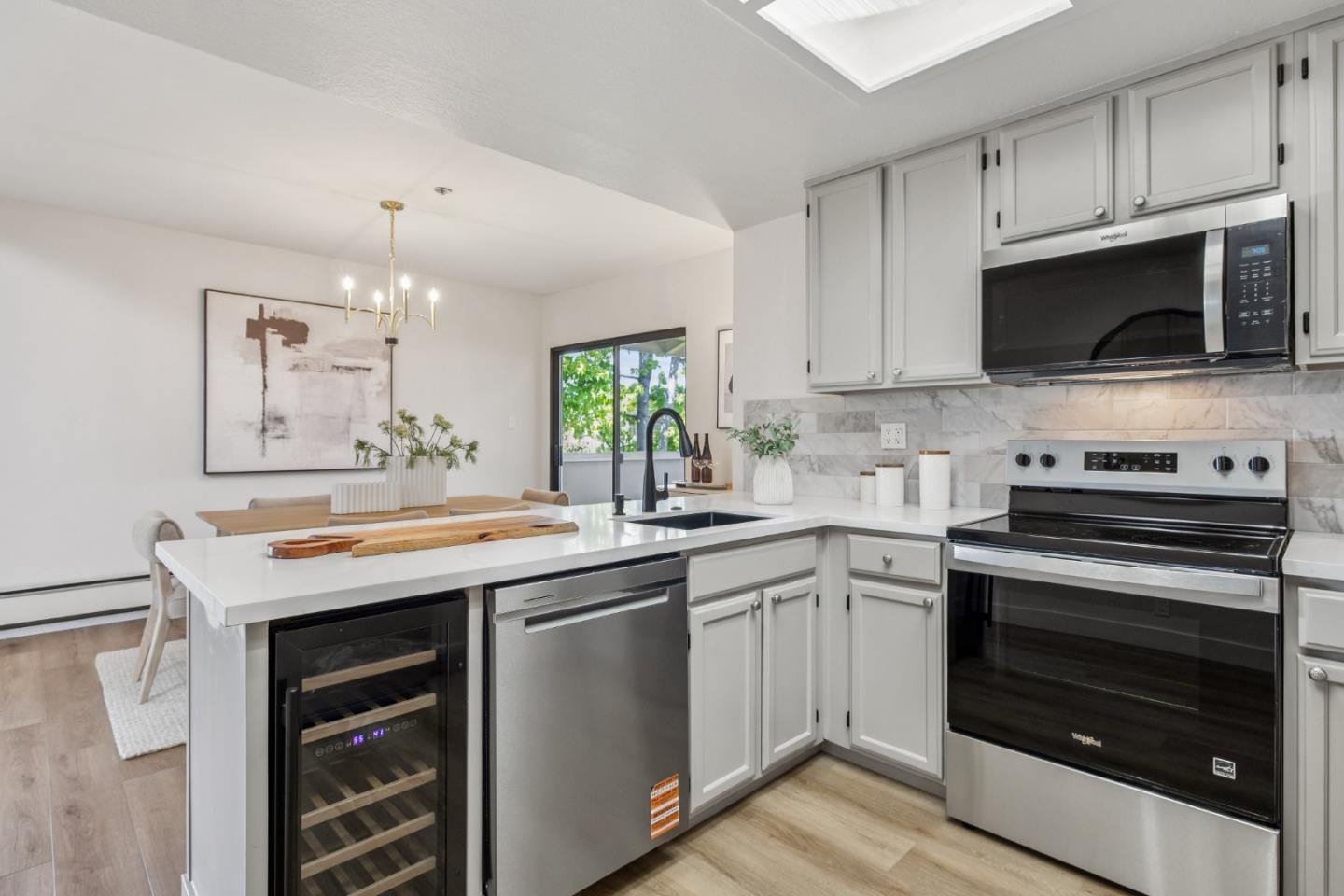 793 Elm Street 23