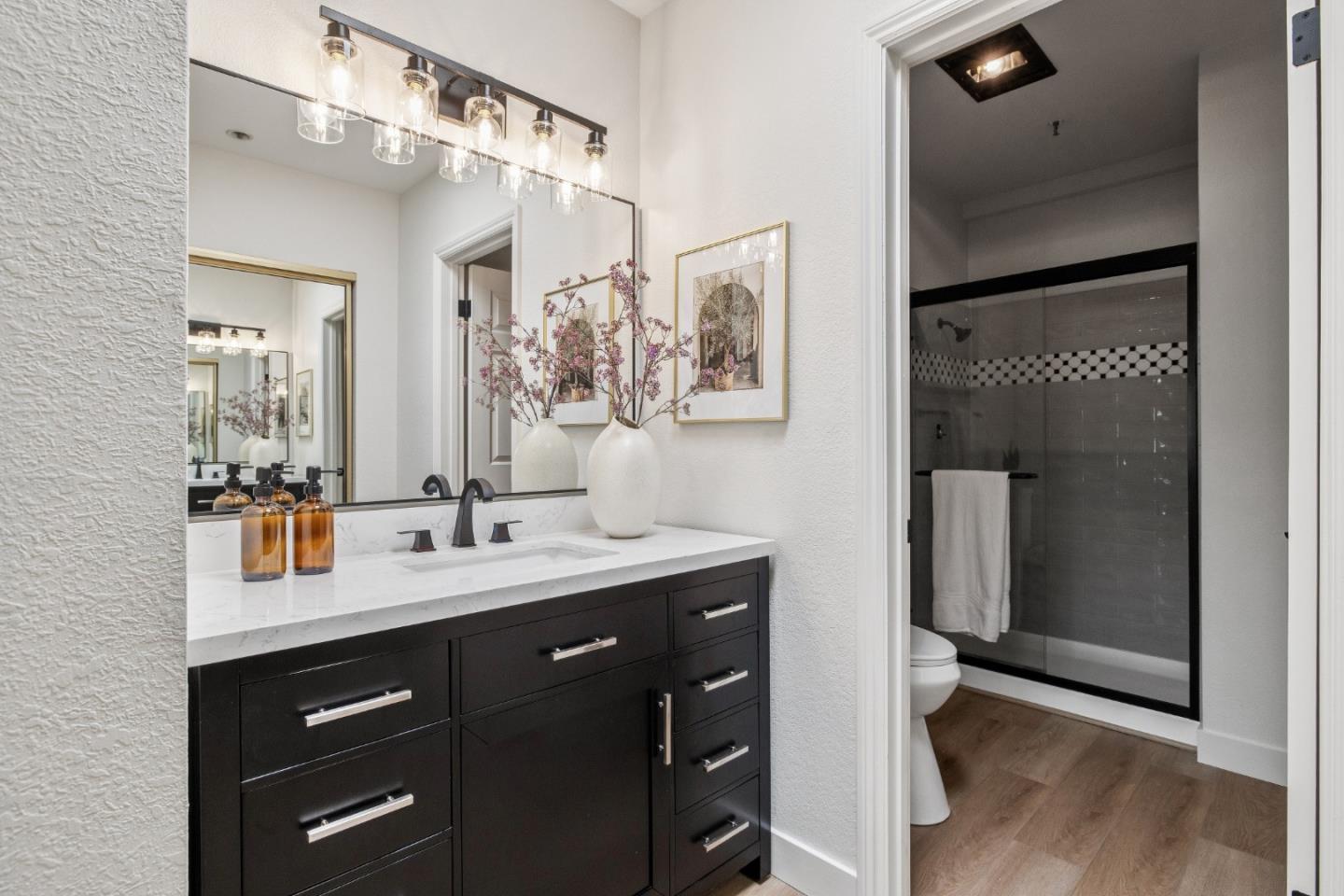 793 Elm Street 23