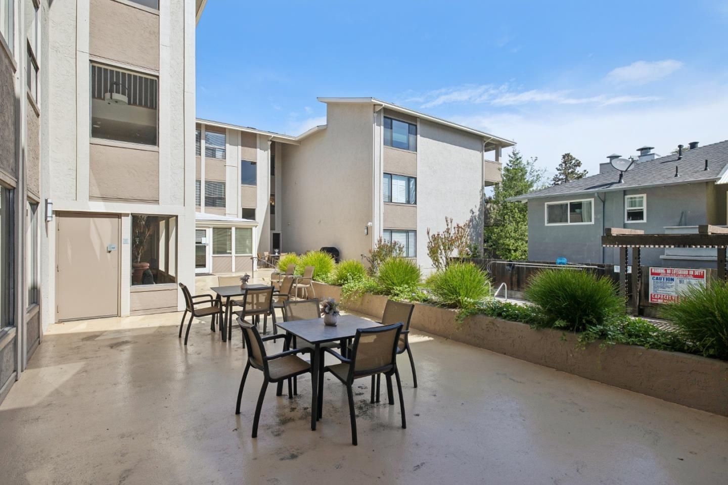 793 Elm Street 23
