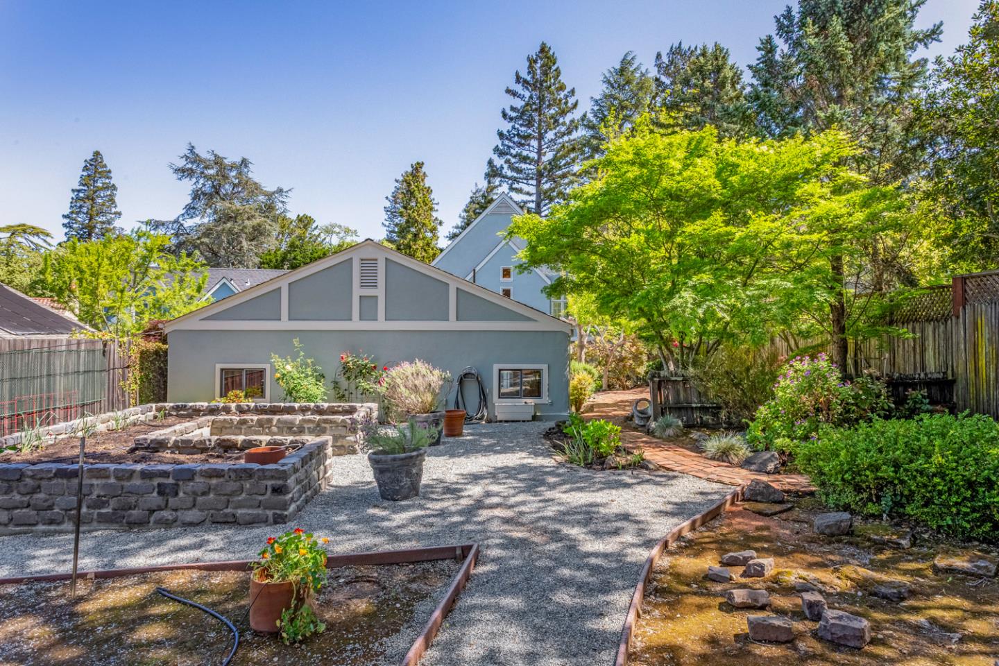 641 Crescent Avenue